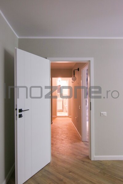 Drumul Taberei, 2 camere, renovat complet, la 4 min. de metrou Valea Ialomitei